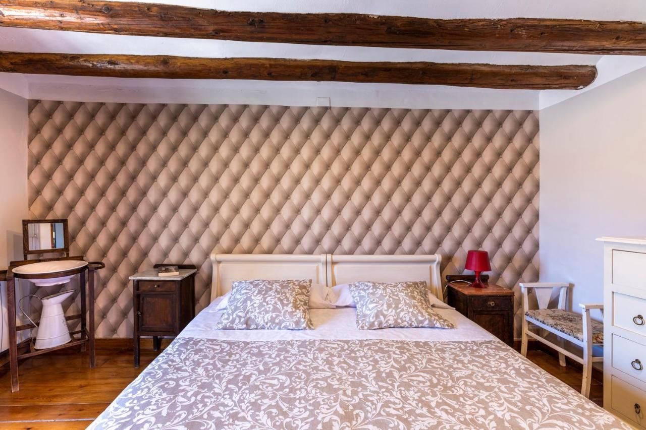 Apartamentos Vino Tinto Y Restaurante Tomate Rosa Adahuesca Zewnętrze zdjęcie