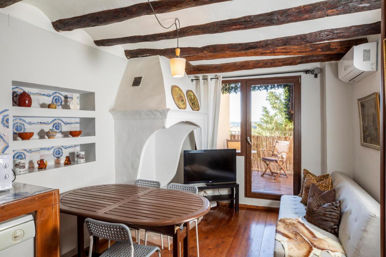 Apartamentos Vino Tinto Y Restaurante Tomate Rosa Adahuesca Zewnętrze zdjęcie