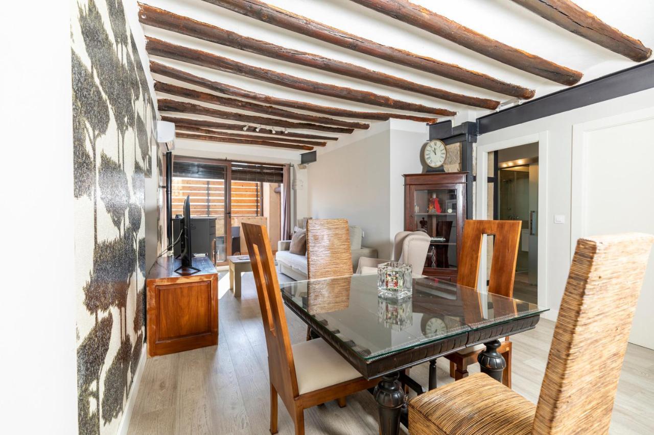 Apartamentos Vino Tinto Y Restaurante Tomate Rosa Adahuesca Zewnętrze zdjęcie